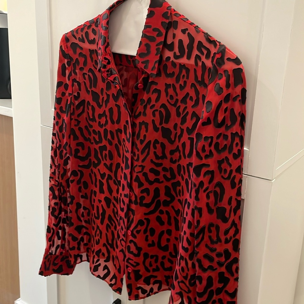 Alice+Olivia Red Willa animal print blouse M